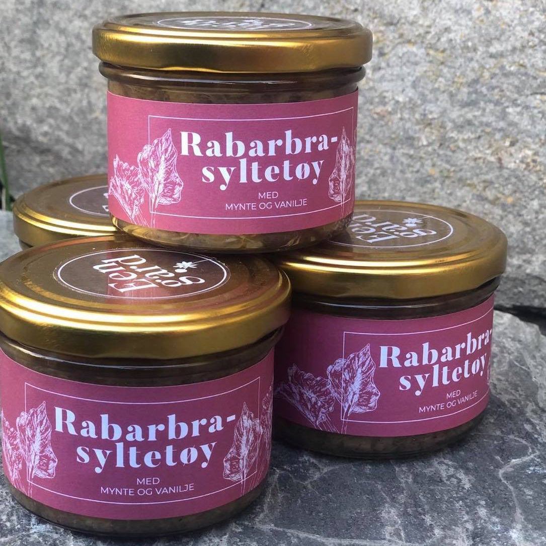 Rabarbrasyltetøy med mynte og ekte vanilje