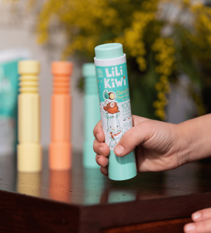 LiliKiwi naturlig tannkrem til barn (3 - 12 år) - Bringebær & Litchi - Lev Logisk