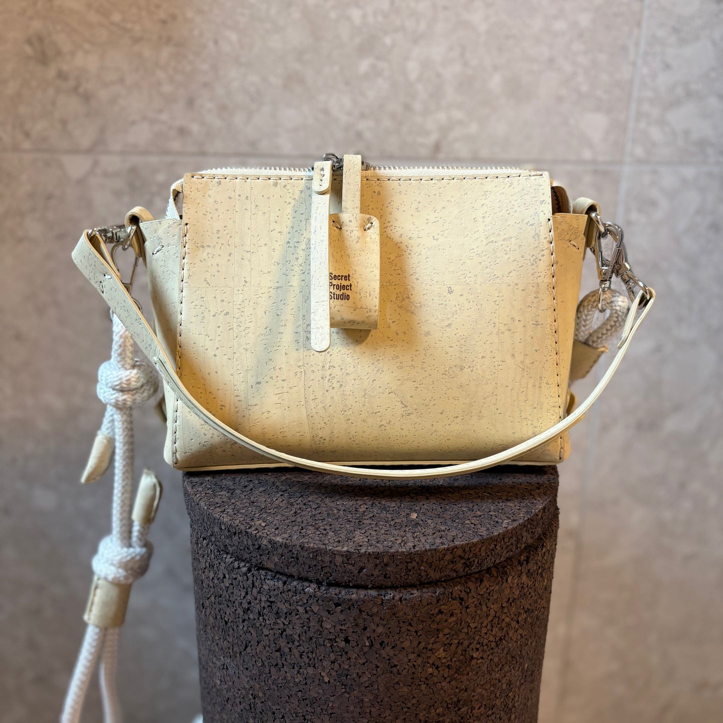 Maya - veske av korkskinn