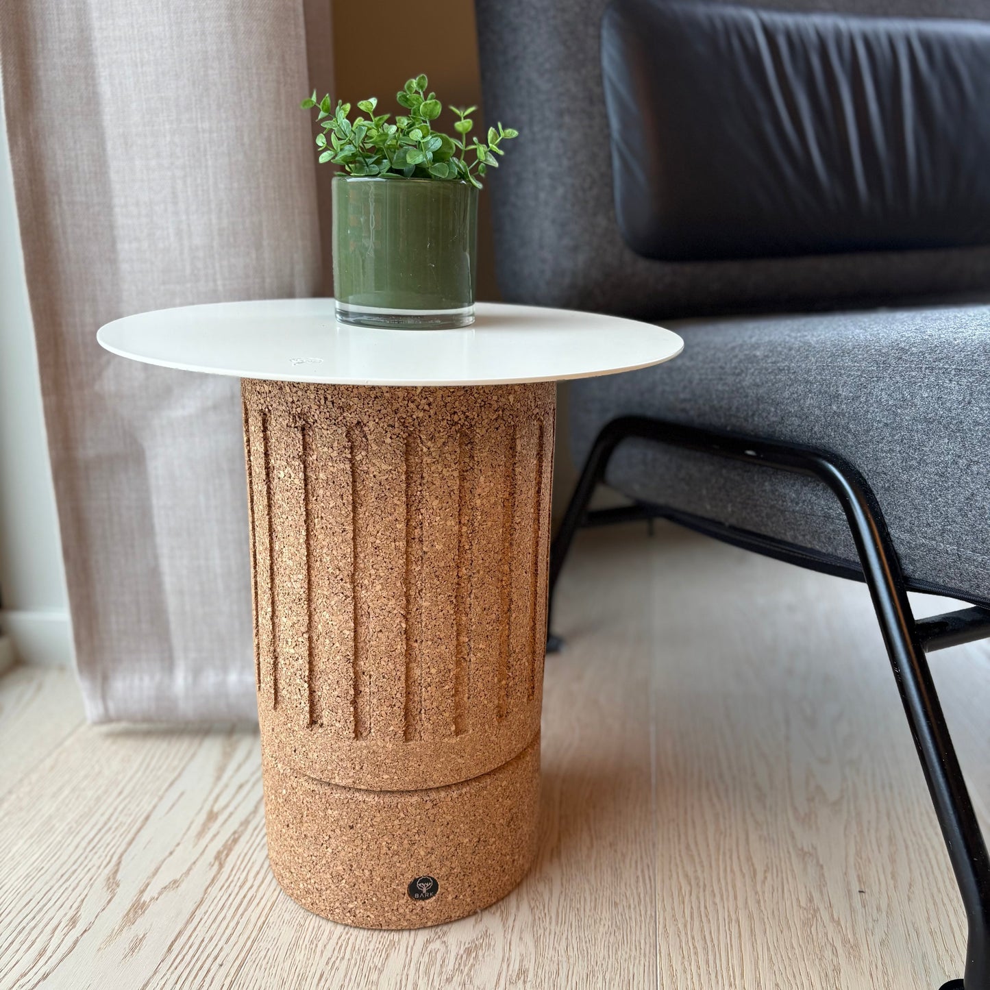 Topplate av metall til Korkii