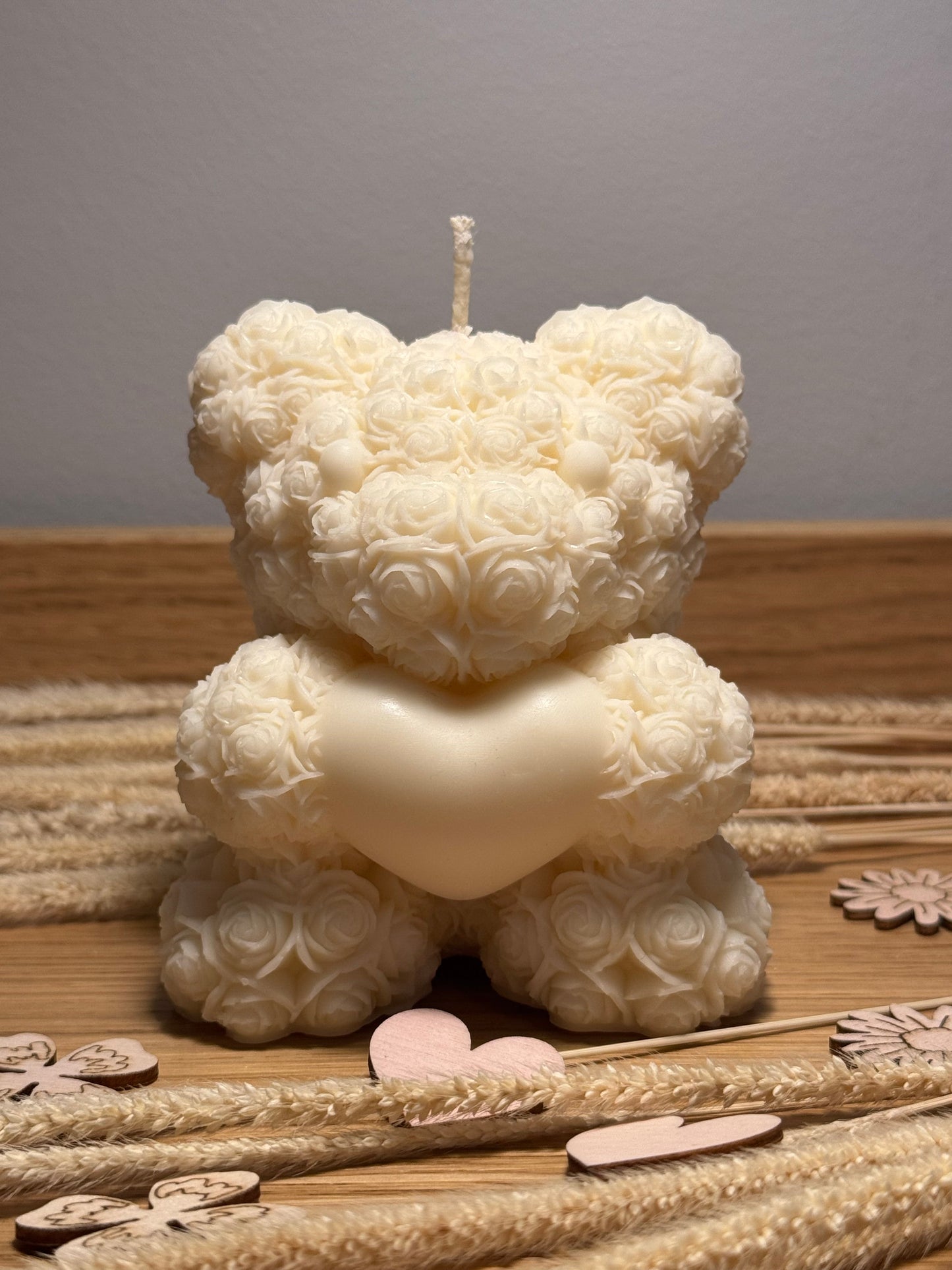 Rose bear candle