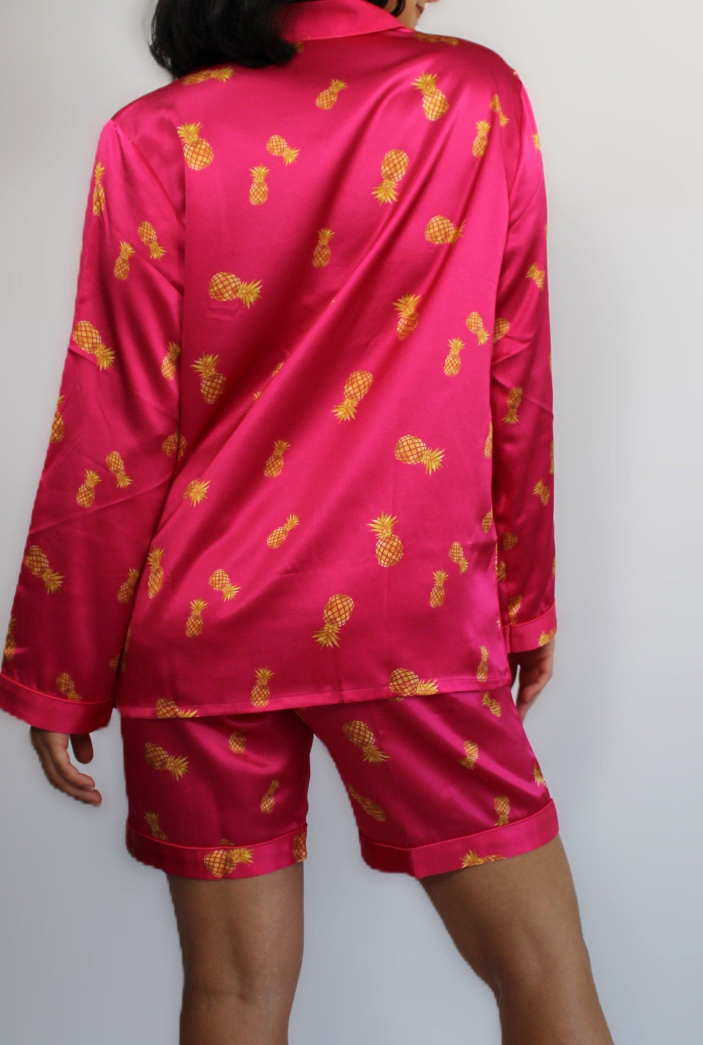 Fuksia & Ananas Silke Shorts