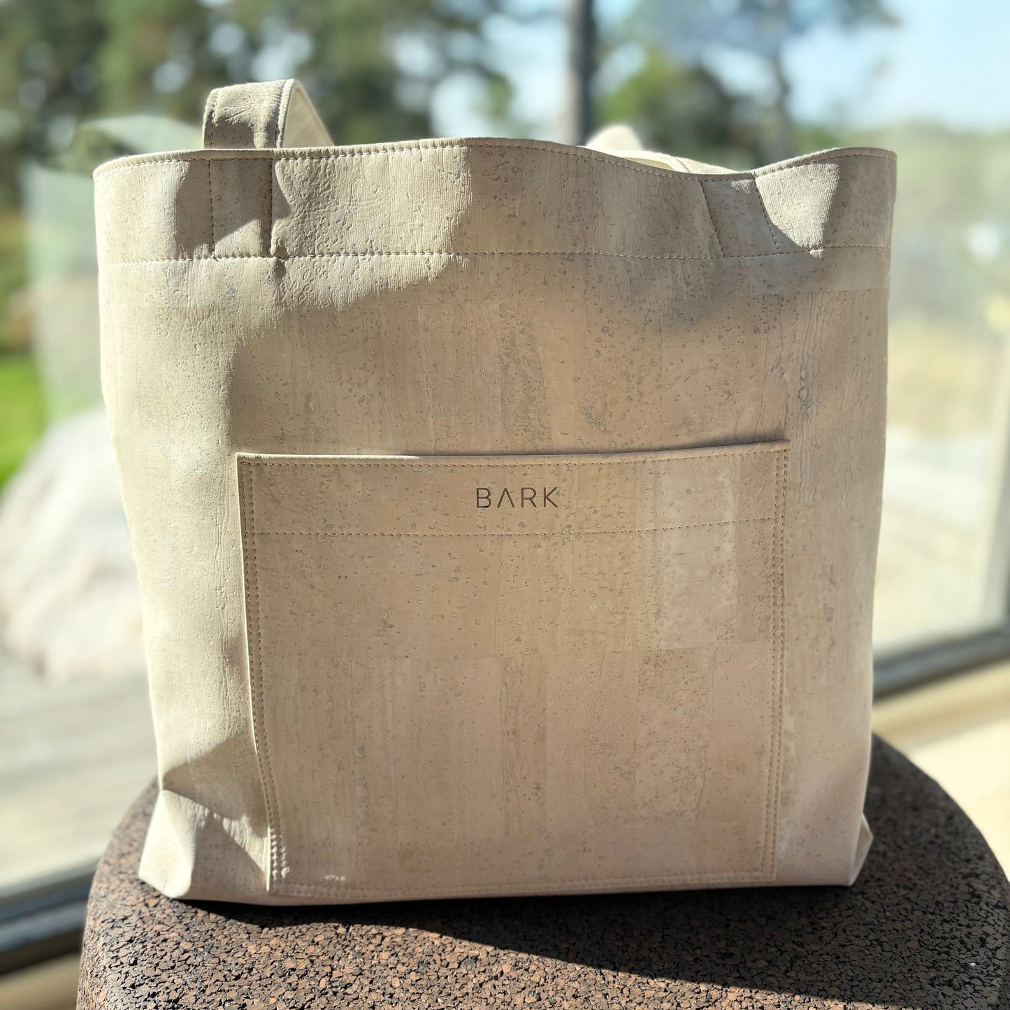 Stor hverdags- og weekendveske av korkskinn