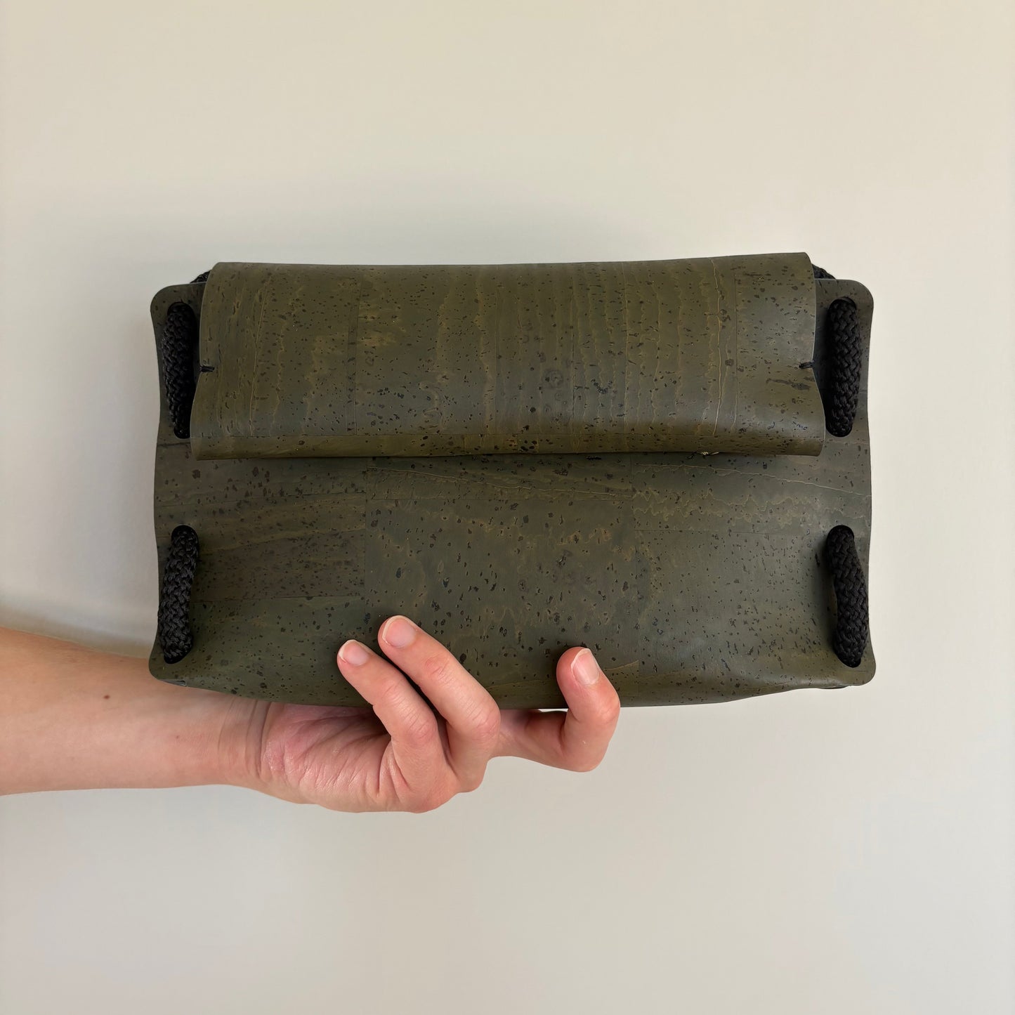 Kumotori - veske av korkskinn