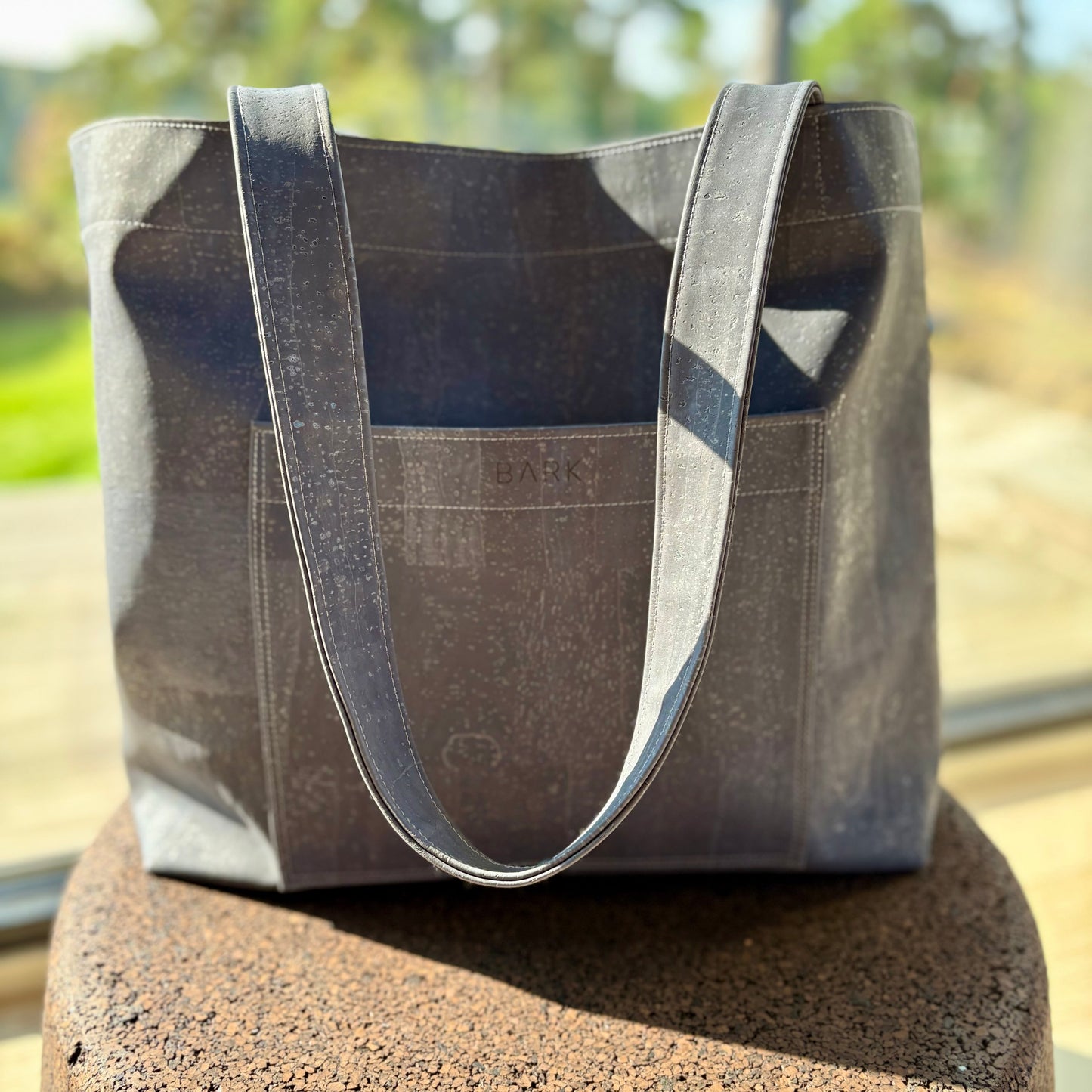 Stor hverdags- og weekendveske av korkskinn