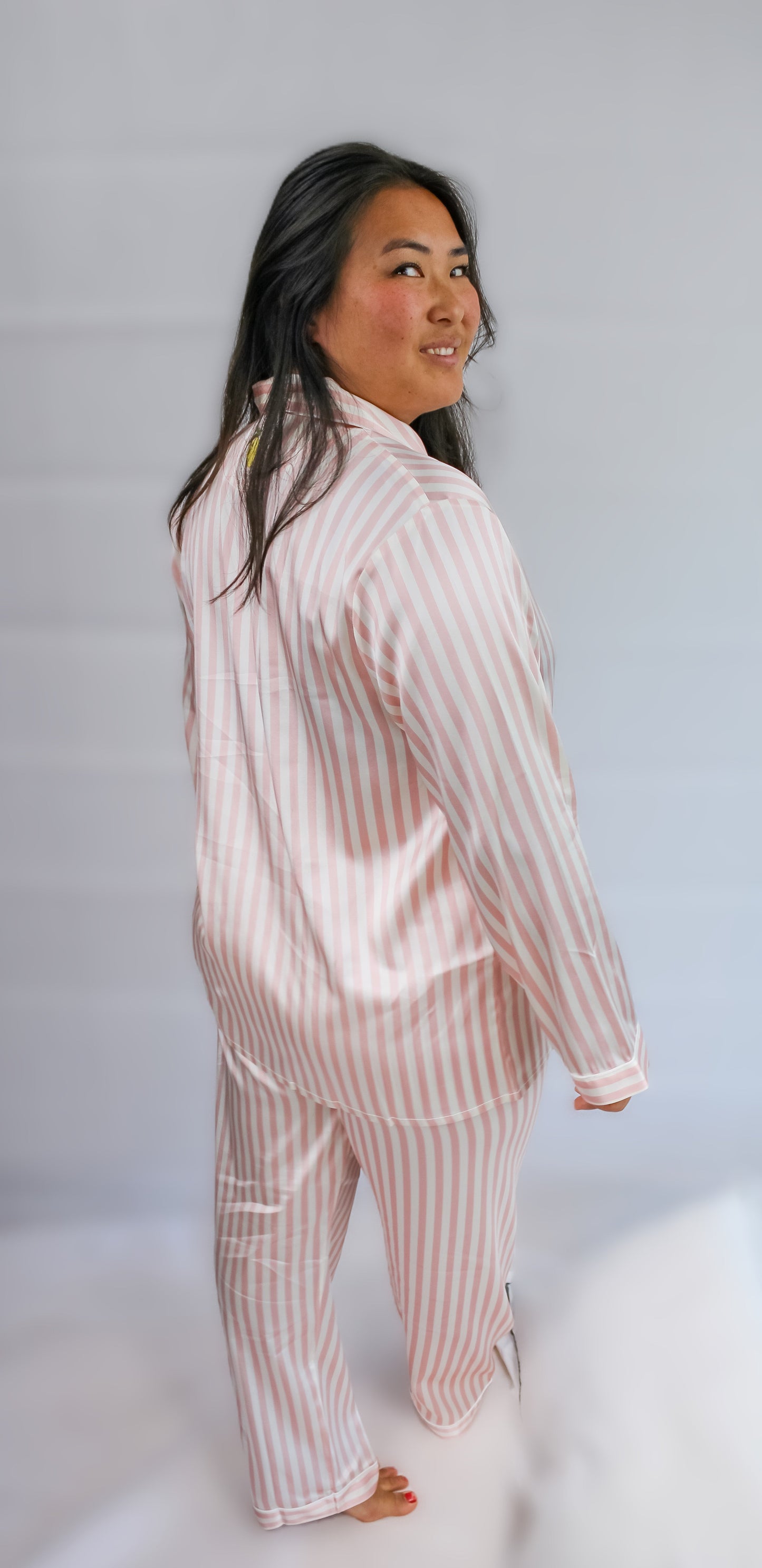 Model Johanna: 160 cm tall. Wearing size L. 