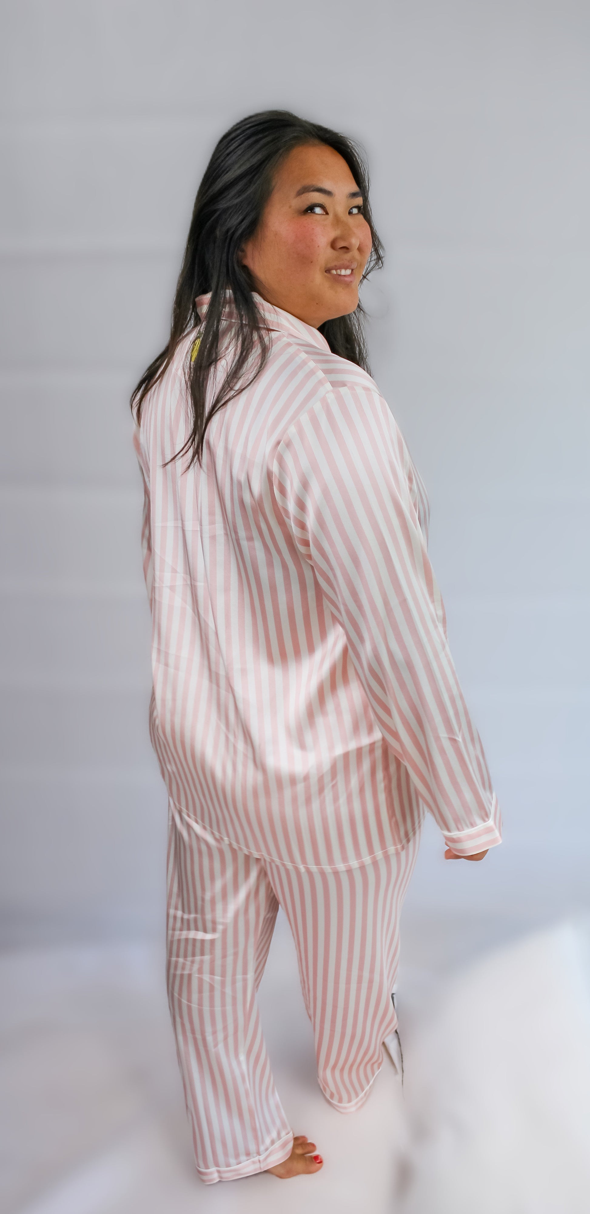 Model Johanna: 160 cm tall. Wearing size L. 