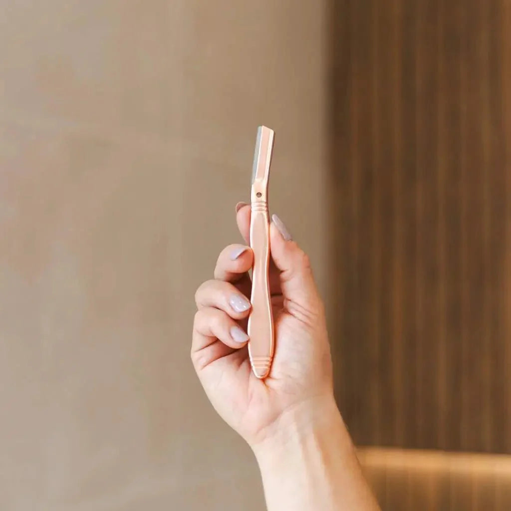 Dermaplaner eyebrow razor m/5 ekstra barberblad - Mint grønn - fra Lev Logisk