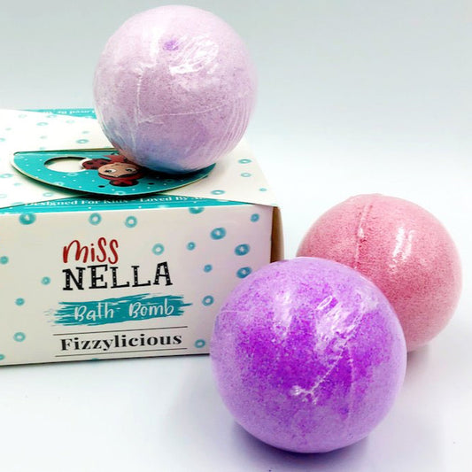 Miss Nella gavepakke med 3 badebomber - Lilla, mørkerosa og lyserosa - Lev Logisk