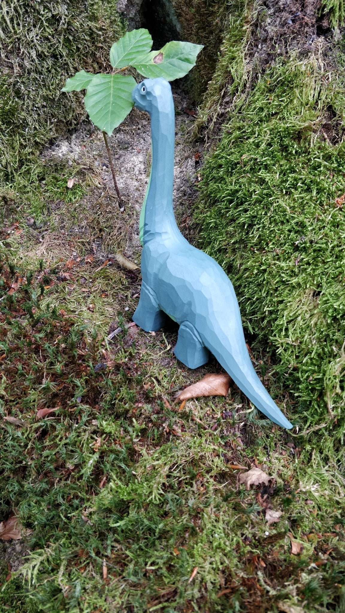 Wudimals® Diplodocus i tre fra Lev Logisk